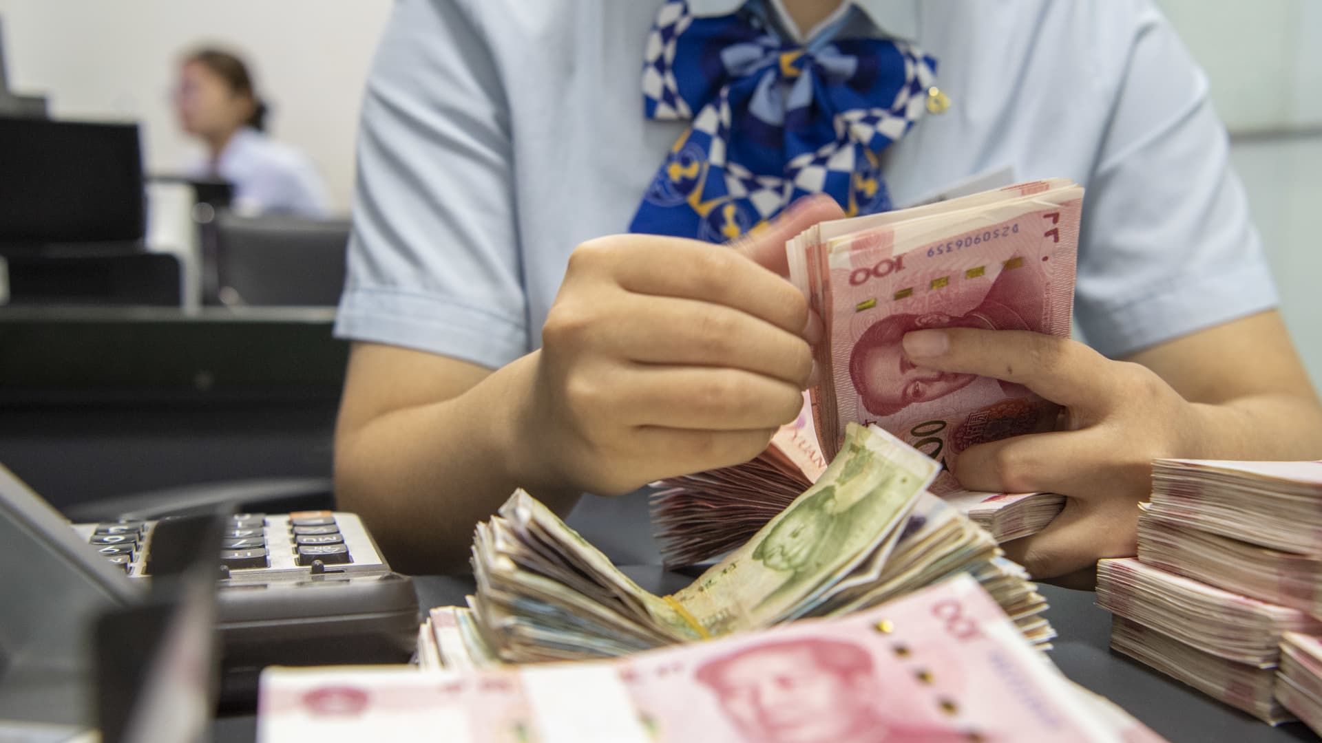 China boosts property funding with first cut in key loan rate since June [Video]