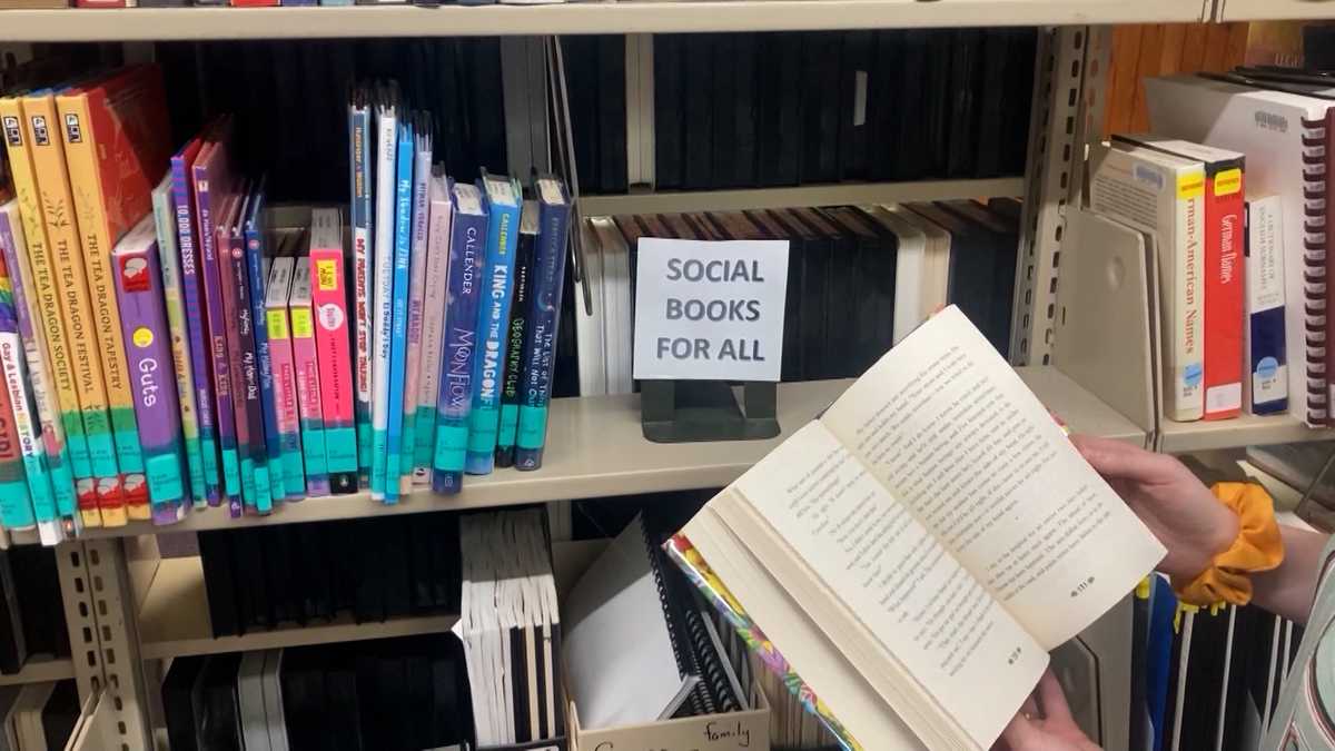 Crawford County group hoping to avoid trial over relocated library books [Video]