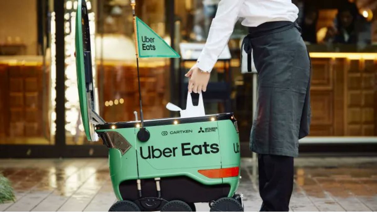 Uber Eats Rolls Out Self-Driving Food Delivery Robots In Japan [Video]