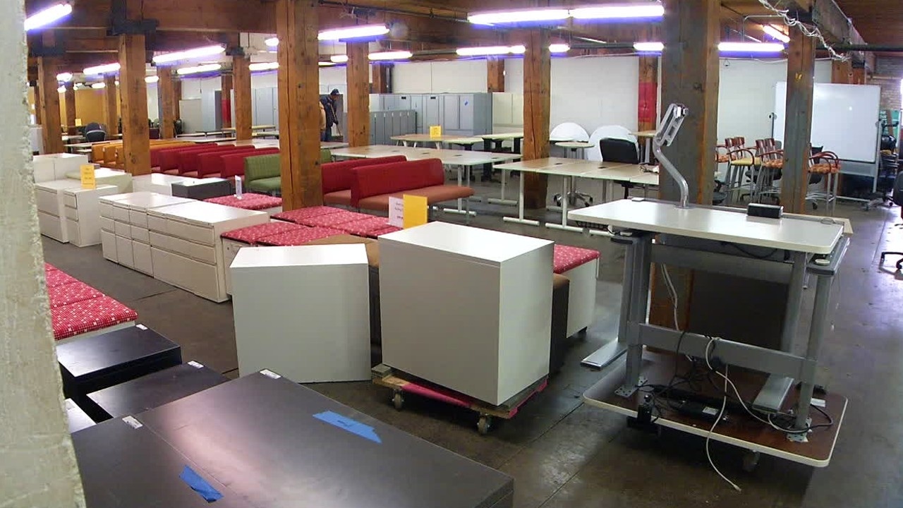 NE Minneapolis warehouse aims to give abandoned office furniture second life [Video]