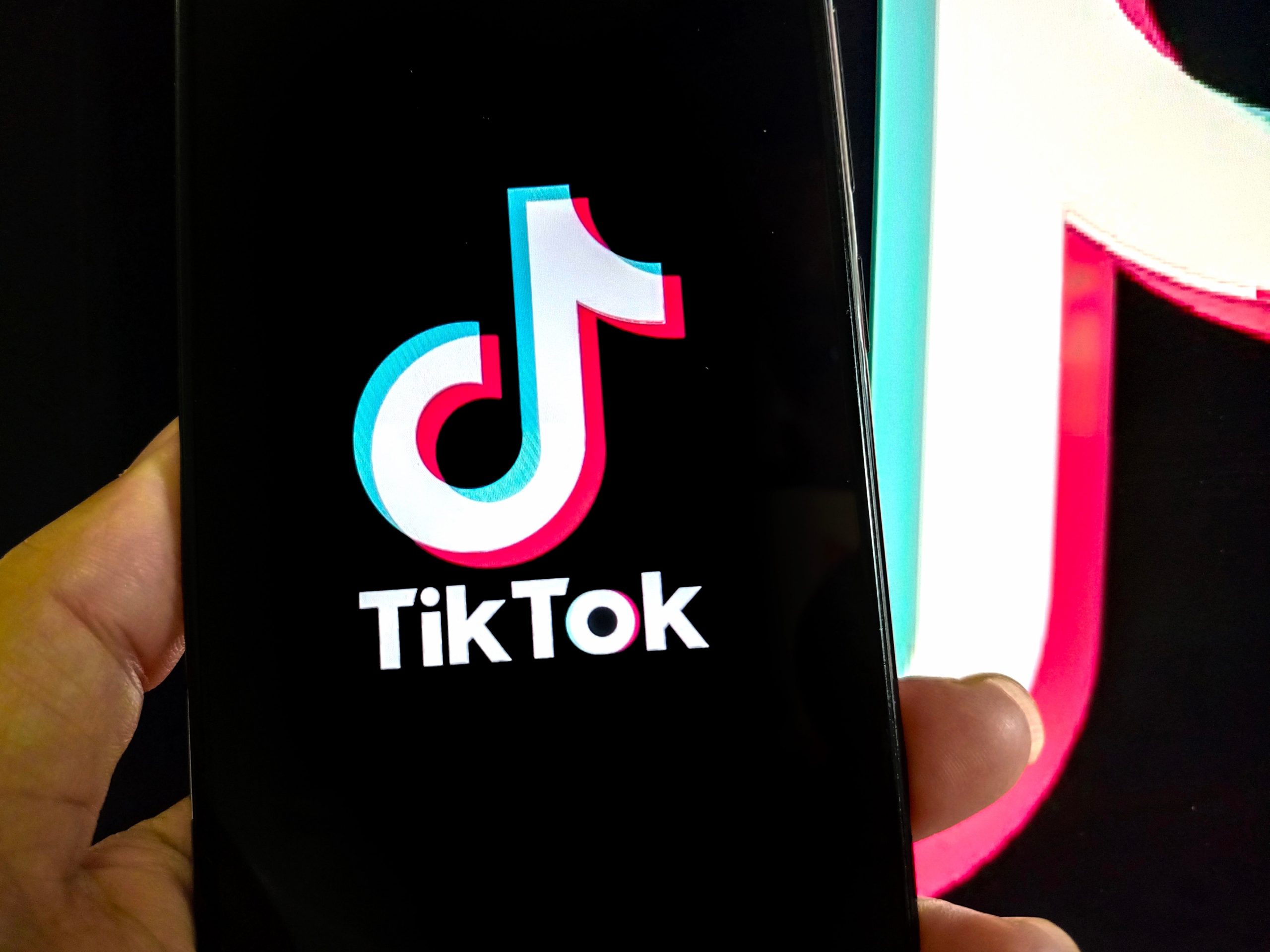 Affiliate marking, sponsored posts and more ways you can make money from TikTok [Video]