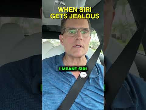 When Siri Gets Jealous 😂😂😂 [Video]