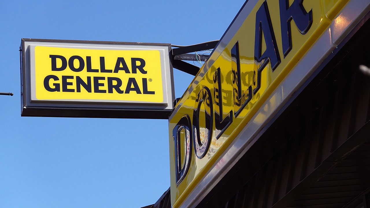 Dollar General drops self-checkout at hundreds of stores to reduce theft [Video]