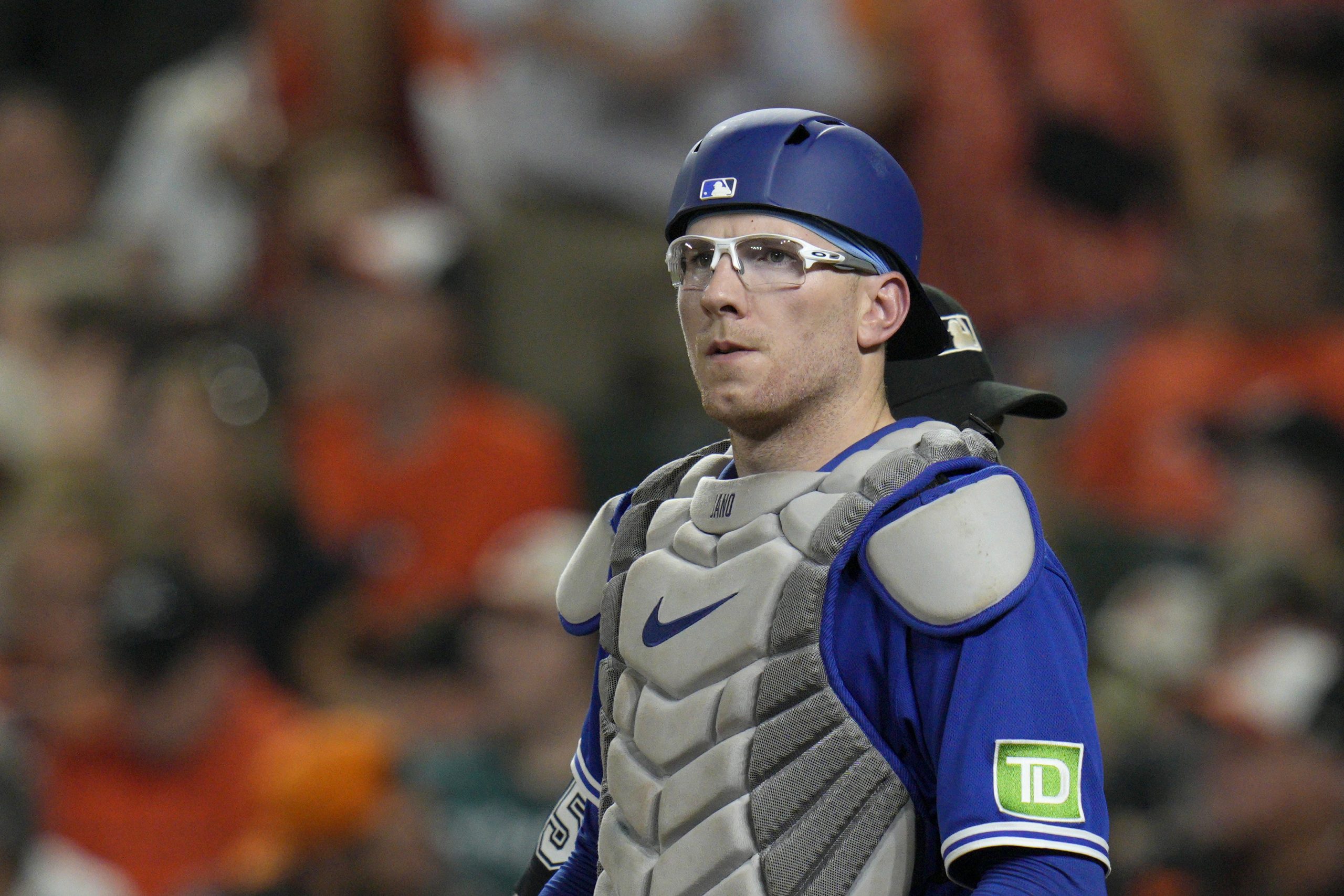 Catcher’s Return Timeline Unknown After Hit by Pitch [Video]