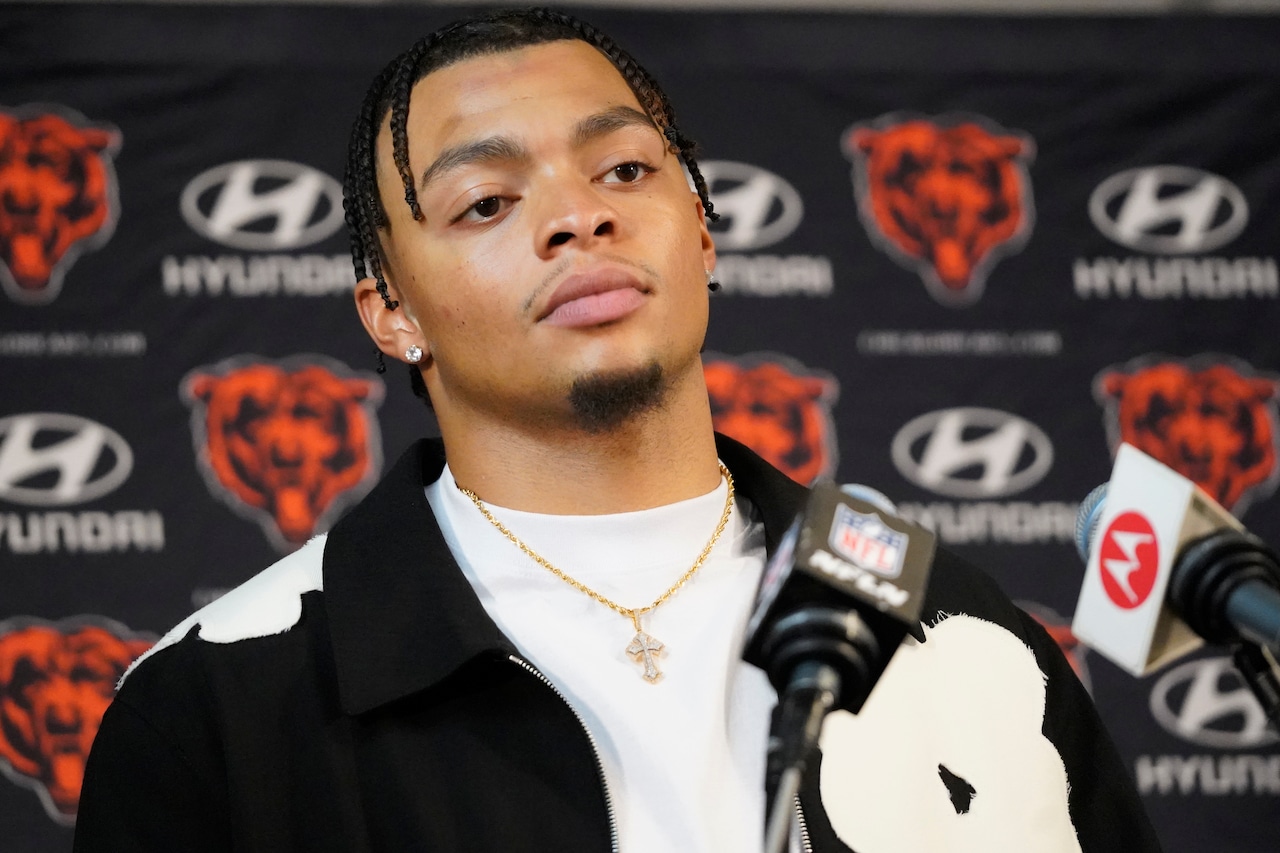 Justin Fields traded: Everything to know after Steelers acquired QB [Video]