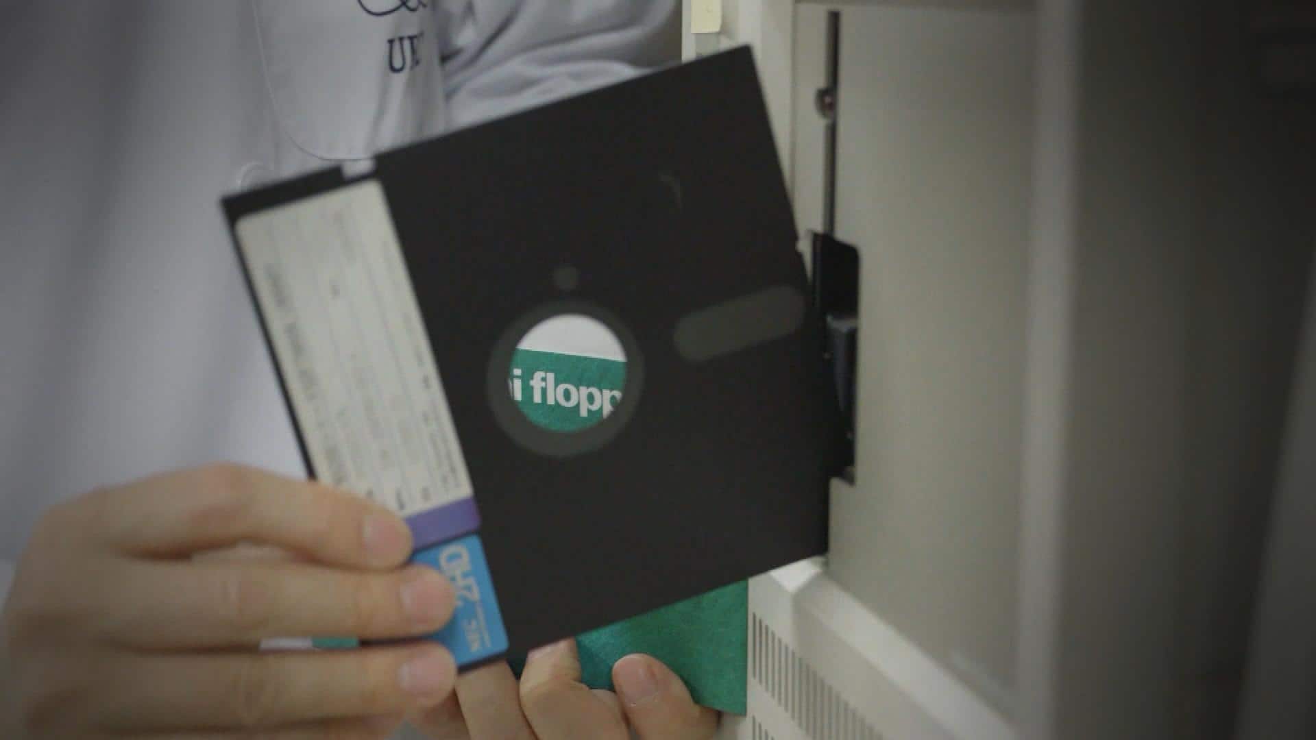 Japanese government phasing out floppy disks, but some users aren’t ready to say goodbye [Video]