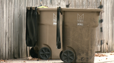 How Mobile garbage pick-up will change for downtown businesses [Video]