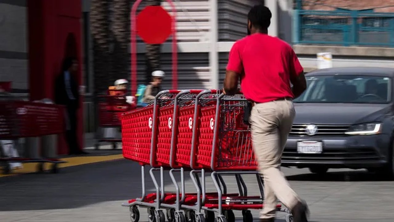 Target doubles employee bonuses after strong profits [Video]