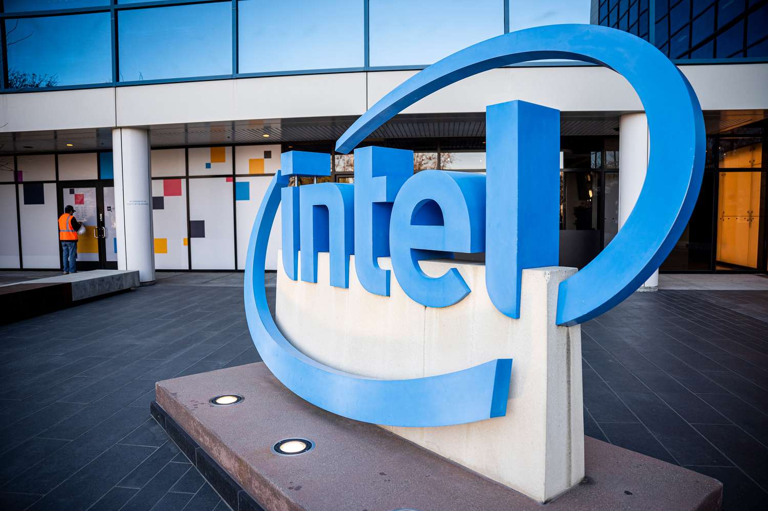 Intel and Arm Reach Agreement on Startup Initiative Supporting AI Growth [Video]