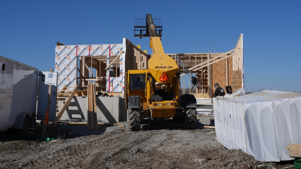 Housing construction starts stagnant in Canada’s major cities: CMHC report [Video]