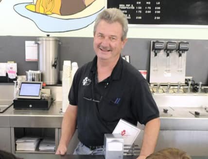 Craig Rutledge, owner of Vic’s Ice Cream in Sacramento, dies [Video]