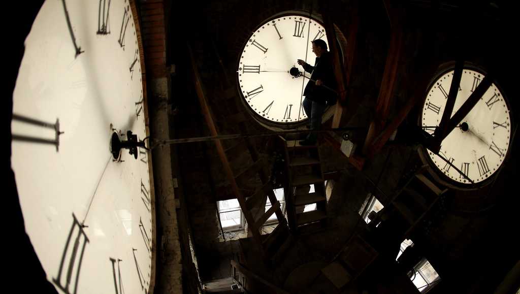 Faster spinning Earth may cause timekeepers to subtract second from world clocks [Video]