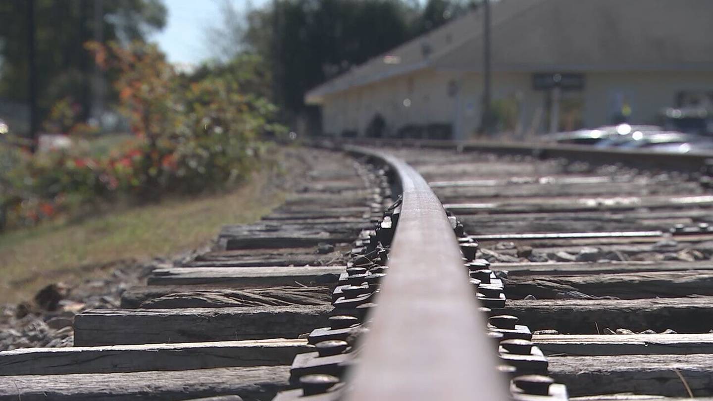 GDOT partners with Norfolk Southern to improve freight rail in Henry County  WSB-TV Channel 2 [Video]