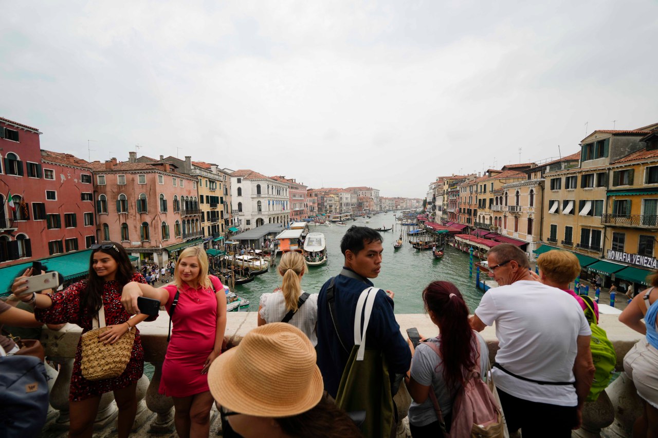 Venice day-trippers will face steep fines if they fail to pay an access fee under a pilot program | KLRT [Video]