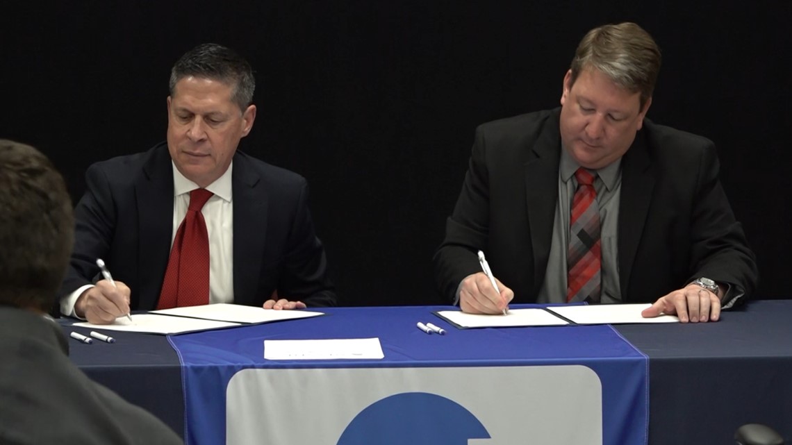Stockton business leaders, DA’s office sign agreement [Video]