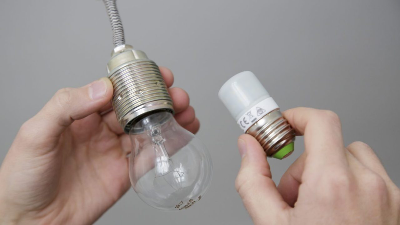 Heres what new LED lightbulb standards mean for American households [Video]