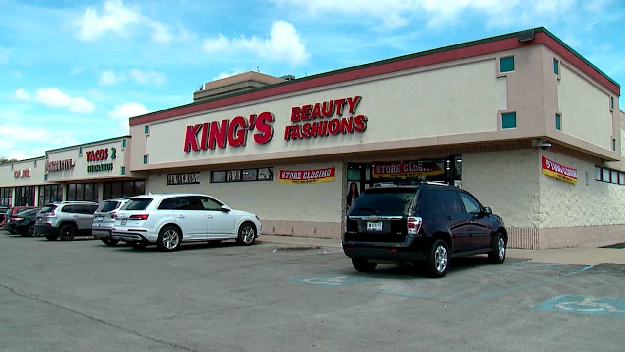 Strip mall businesses forced to close; public health lab to take its place [Video]