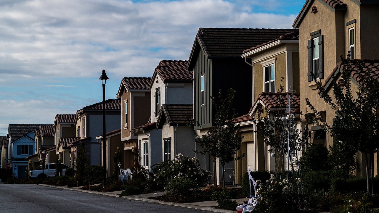 California loses two more property insurers in growing crisis [Video]
