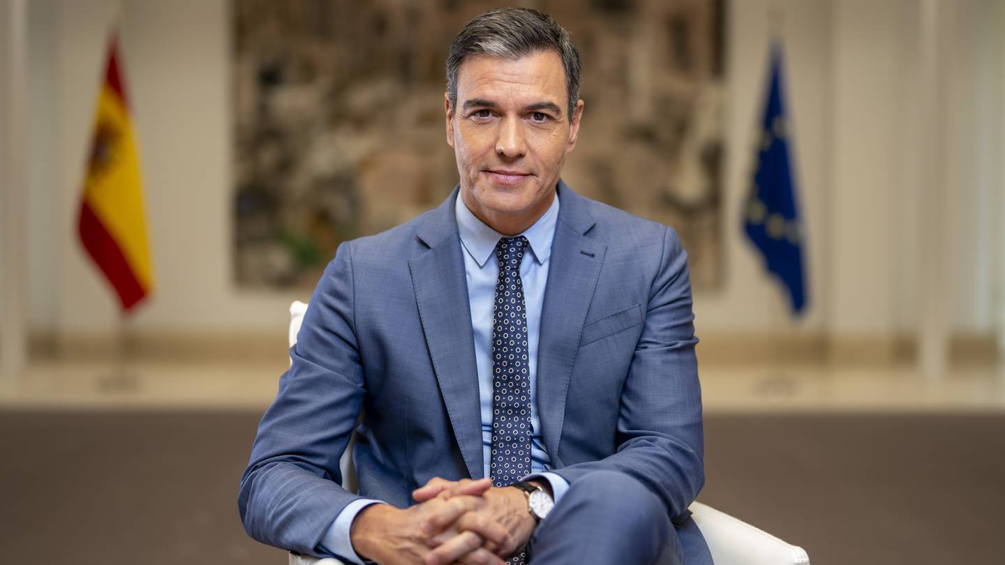 Spain’s prime minister says he will consider resigning after wife is targeted by judicial probe  Boston 25 News [Video]