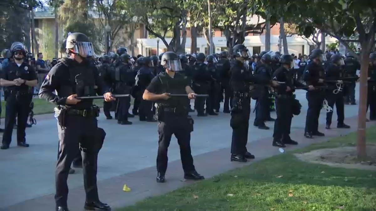 Security intensifies at USC as campus remains closed  NBC Los Angeles [Video]