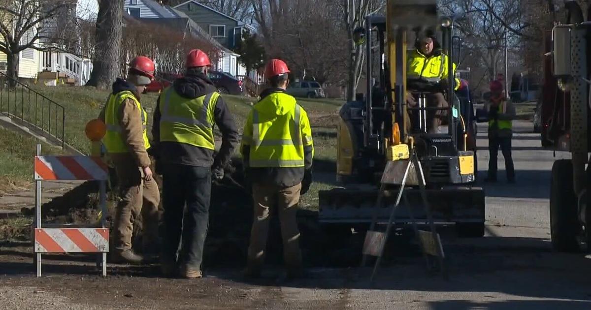 Lead service line work resumes in the city of Flint | Video