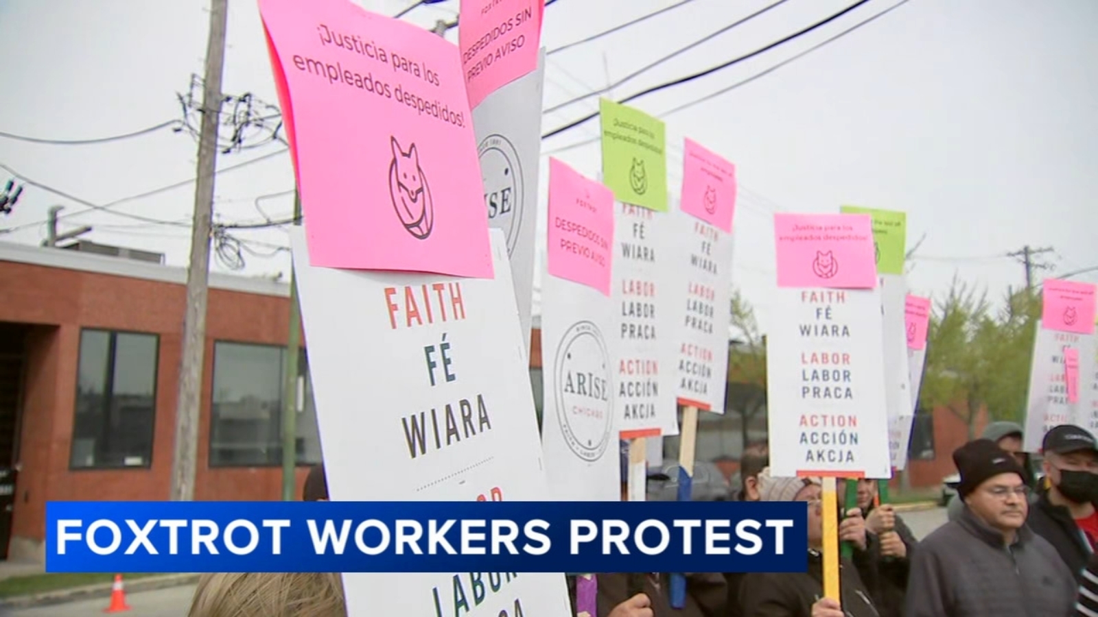 Foxtrot and Dom’s closing: Former employees protest outside West Side Foxtrot Commissary location after sudden business shutdown [Video]