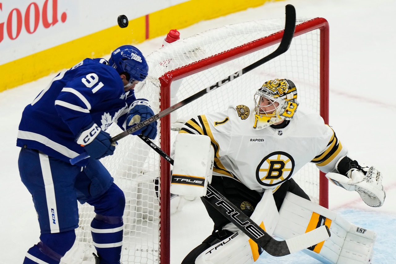 Bruins will start Jeremy Swayman, Leafs get All-Star back [Video]