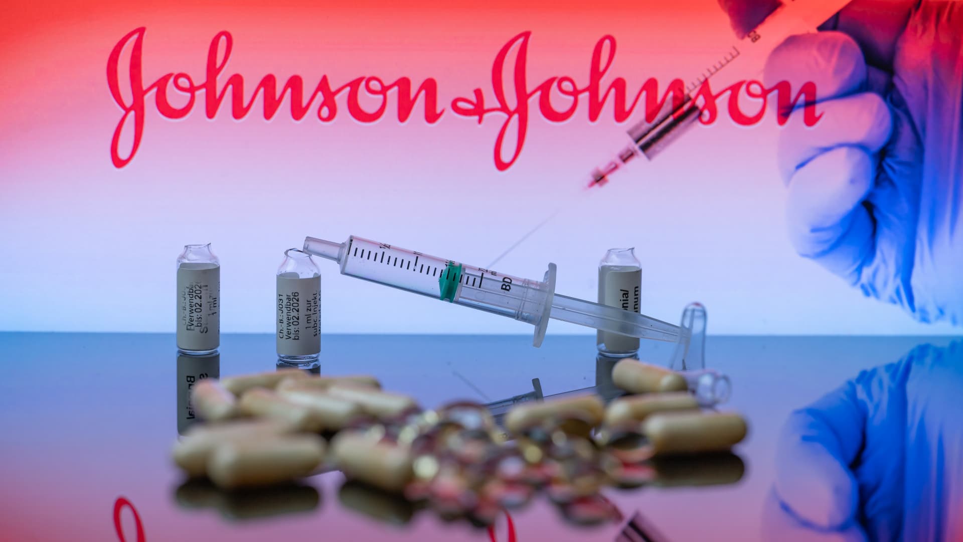 J&J, Bristol Myers Squibb lose Medicare drug-price talks challenges [Video]