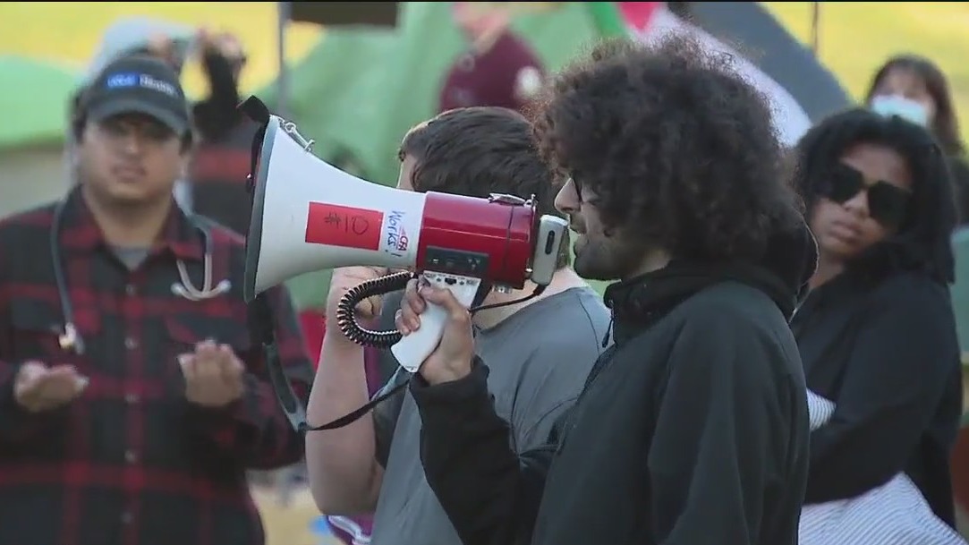 Pro-Palestinian protests expand to San Francisco State’s campus [Video]