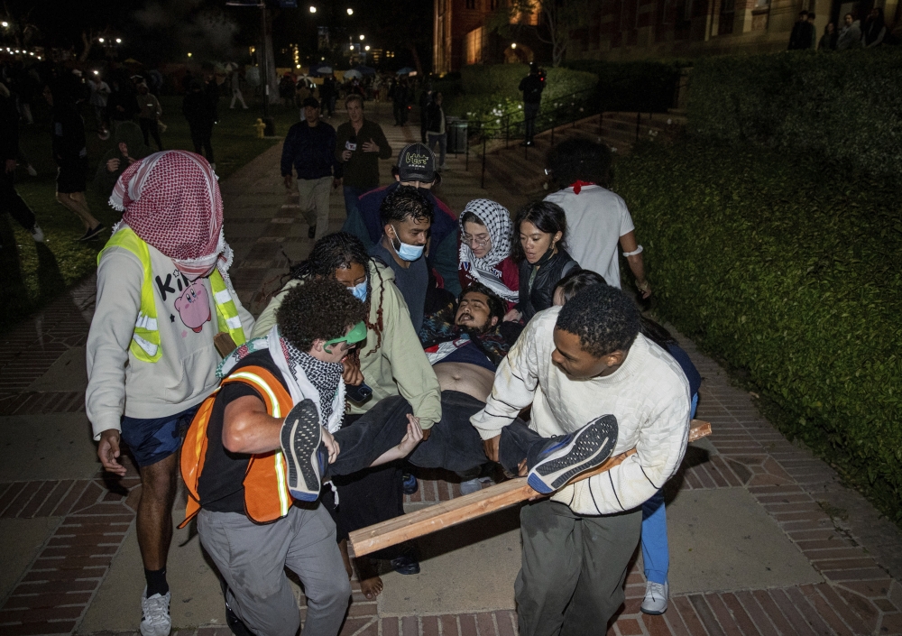 UCLA faces criticism for failure to act to stop attack on pro-Palestinian encampment [Video]