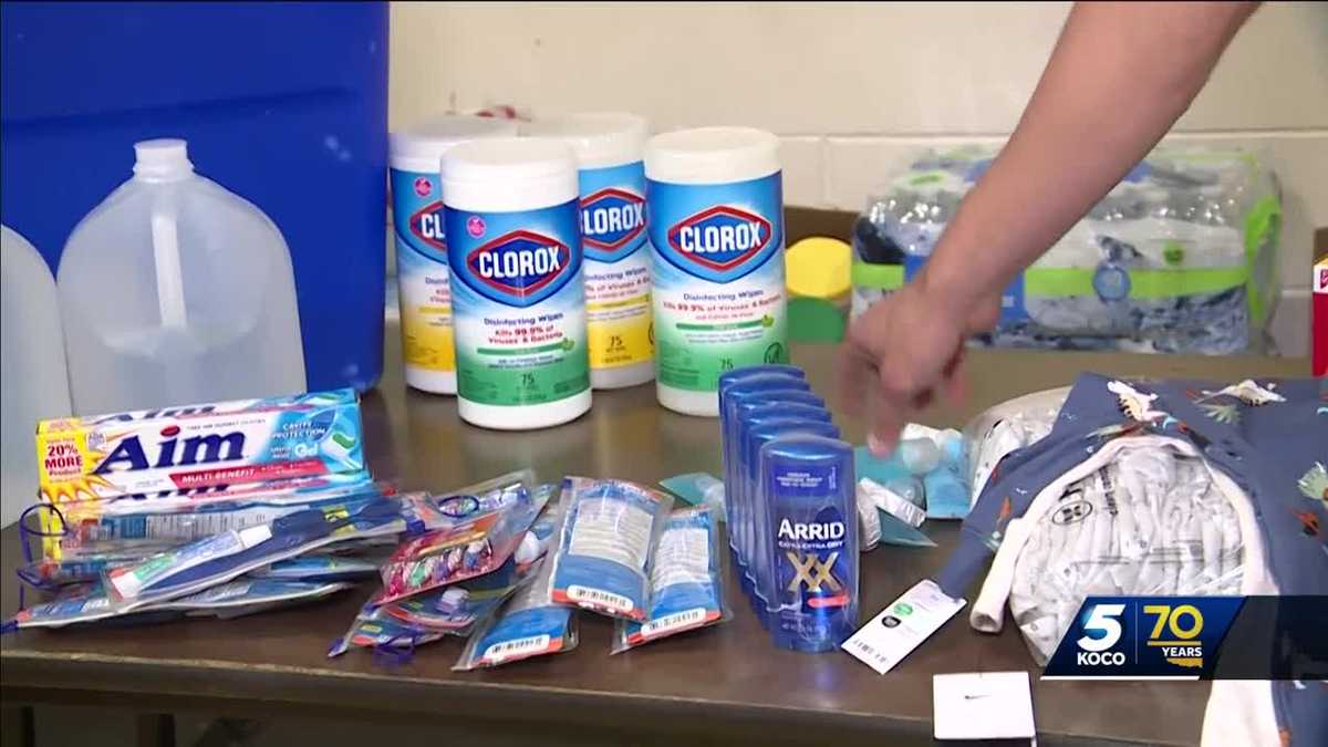 Moore schools host donation drive for tornado-stricken Sulphur [Video]