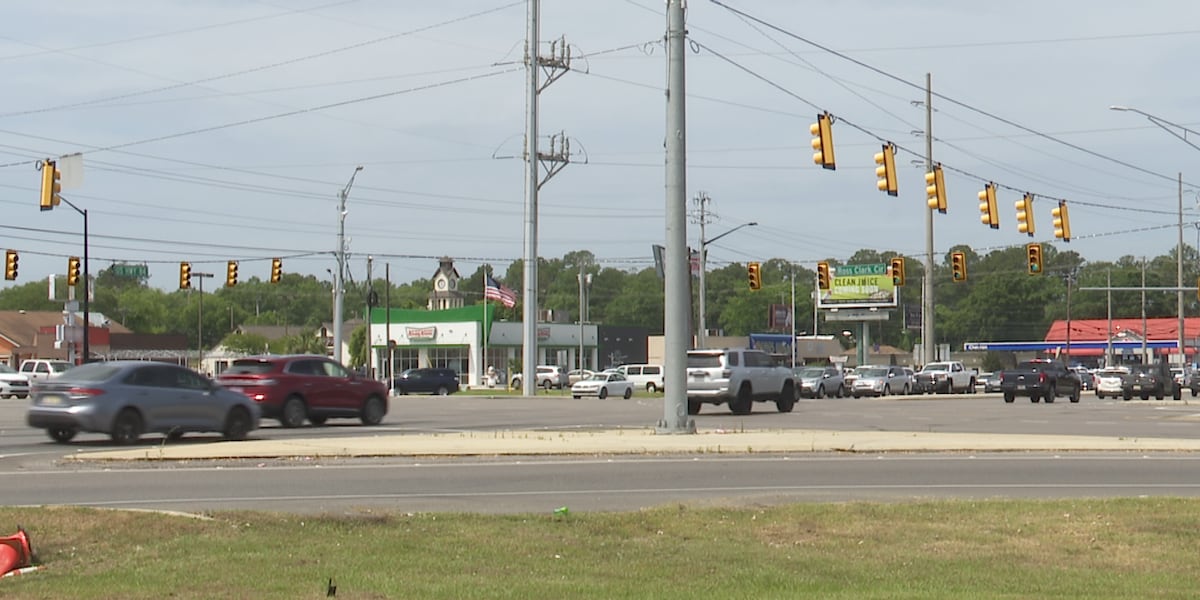 Work to close Ross Clark, West Main intersection Sunday [Video]