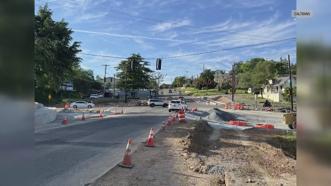 Roundabout project causes closings along Highway 49 in Auburn [Video]