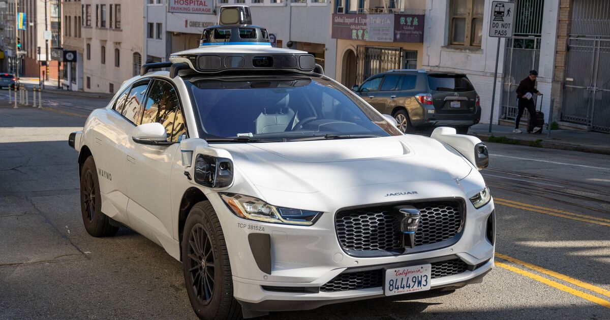 British EV tech start-up wins 800million to develop self-driving AI cars | Personal Finance | Finance [Video]