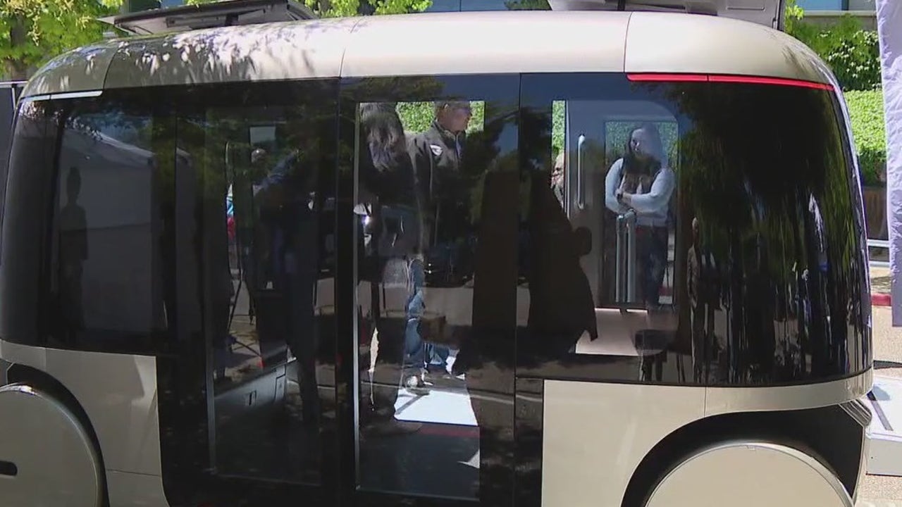 Bay Area startup touts driverless transit system as commuting solution [Video]