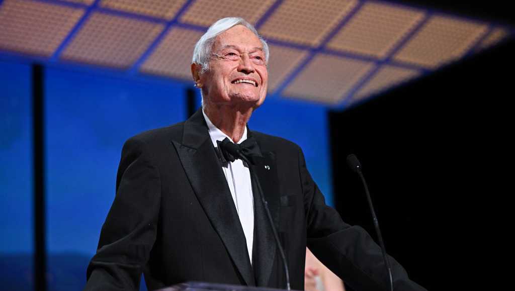 Roger Corman, Hollywood mentor and ‘King of the Bs,’ has died at age 98 [Video]