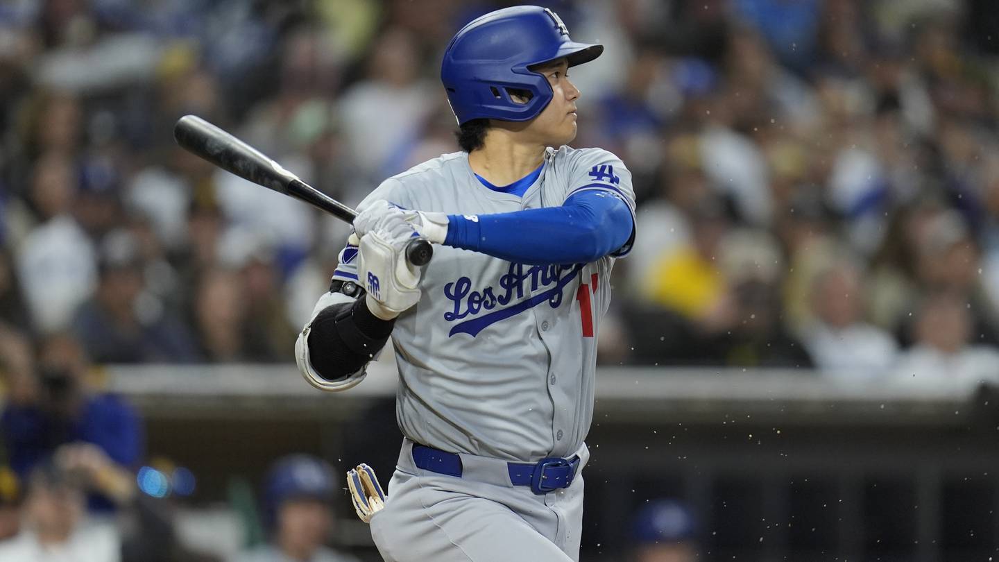 Shohei Ohtani not in Dodgers’ starting lineup vs. Padres because of back tightness  Boston 25 News [Video]
