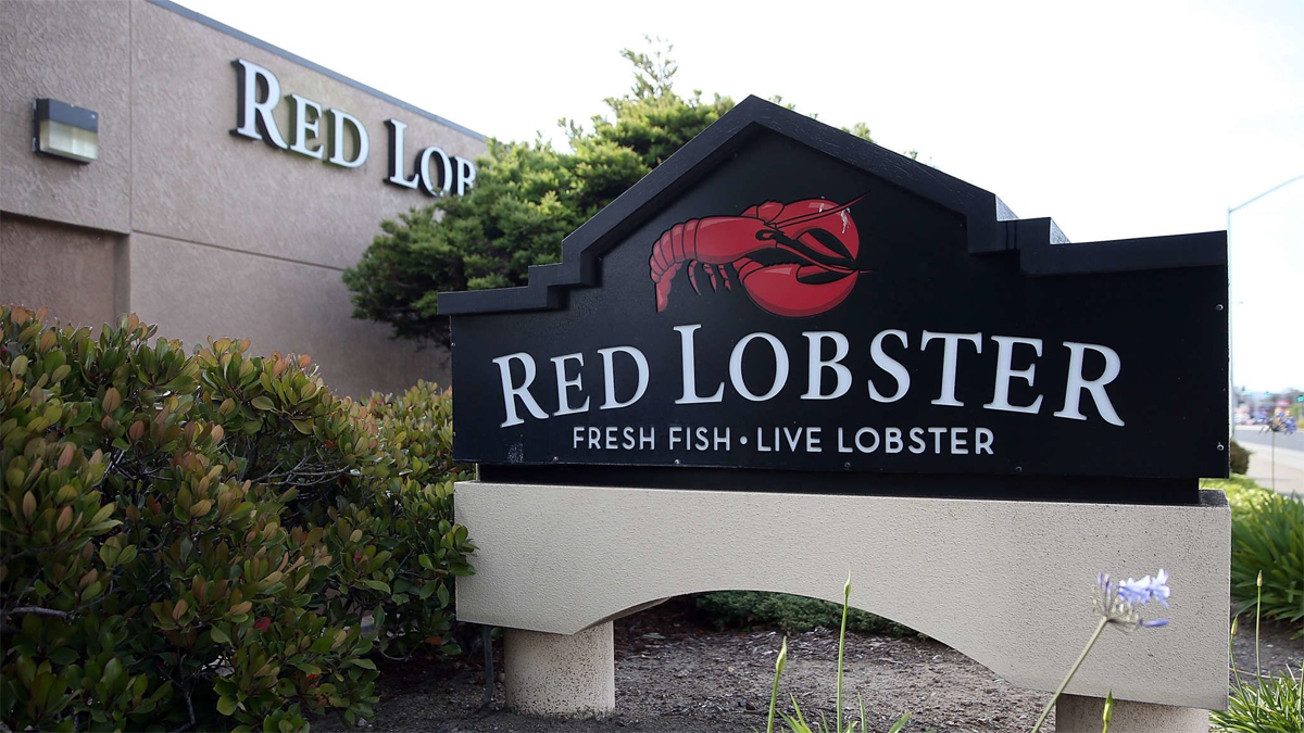 Red Lobster is abruptly closing dozens of restaurants – Boston News, Weather, Sports [Video]