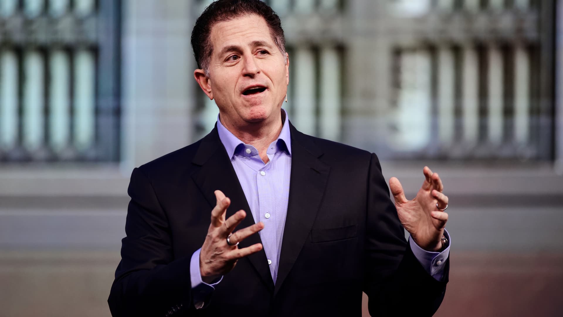 Dell stock surges on optimism it has big AI server orders [Video]