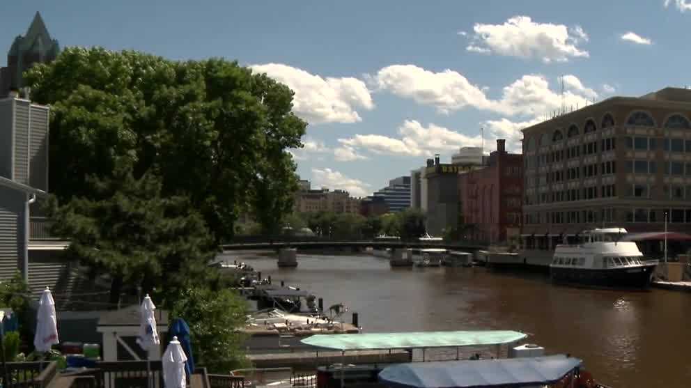 RNC security closure on Milwaukee River hits boat tour companies [Video]