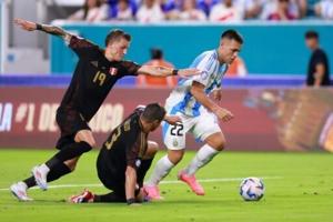 No Messi, no problem as Argentina down Peru [Video]