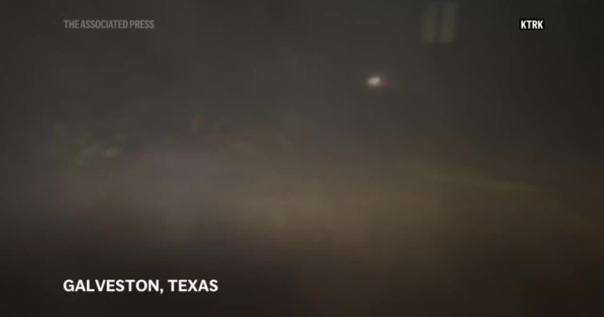 Beryl unleashes high winds, heavy rains in Texas [Video]