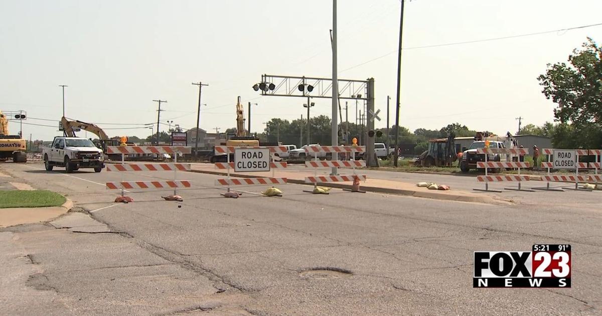Railroad crossing maintenance in Claremore to cause temporary road closure | News [Video]