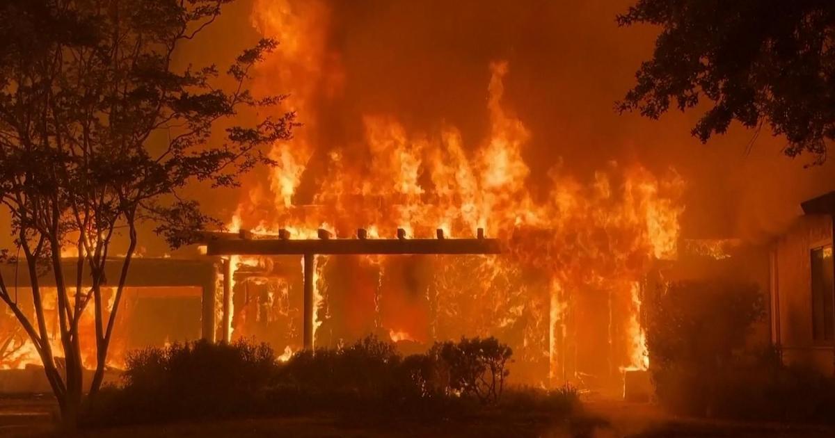 Northern California wildfire explodes in size, arson suspect arrested [Video]