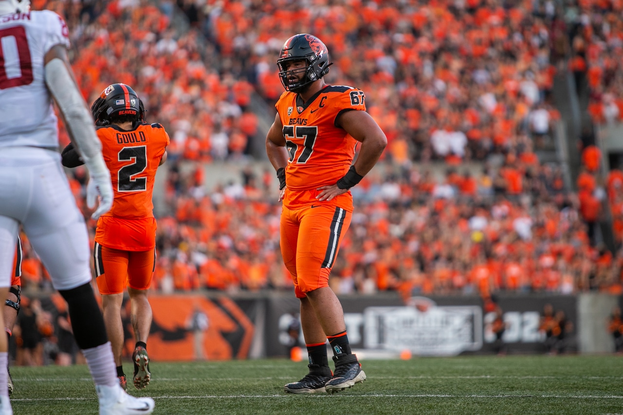 What Trent Bray said after Oregon States 1st football practice of preseason camp [Video]