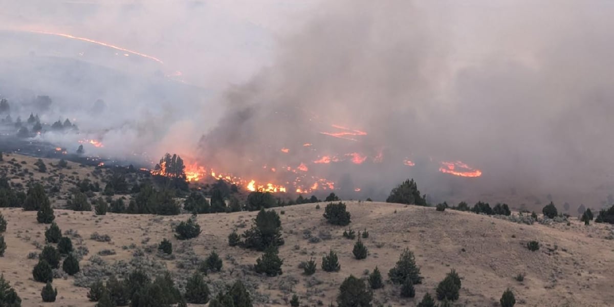 Evacuations lowered for wildfire burning near Antelope in Wasco Co. [Video]