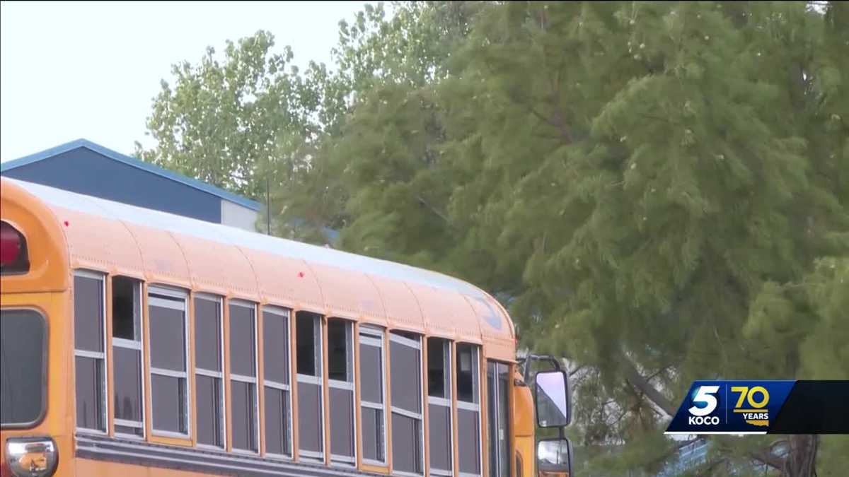 Oklahoma schools face series of threats, prompting police presence [Video]