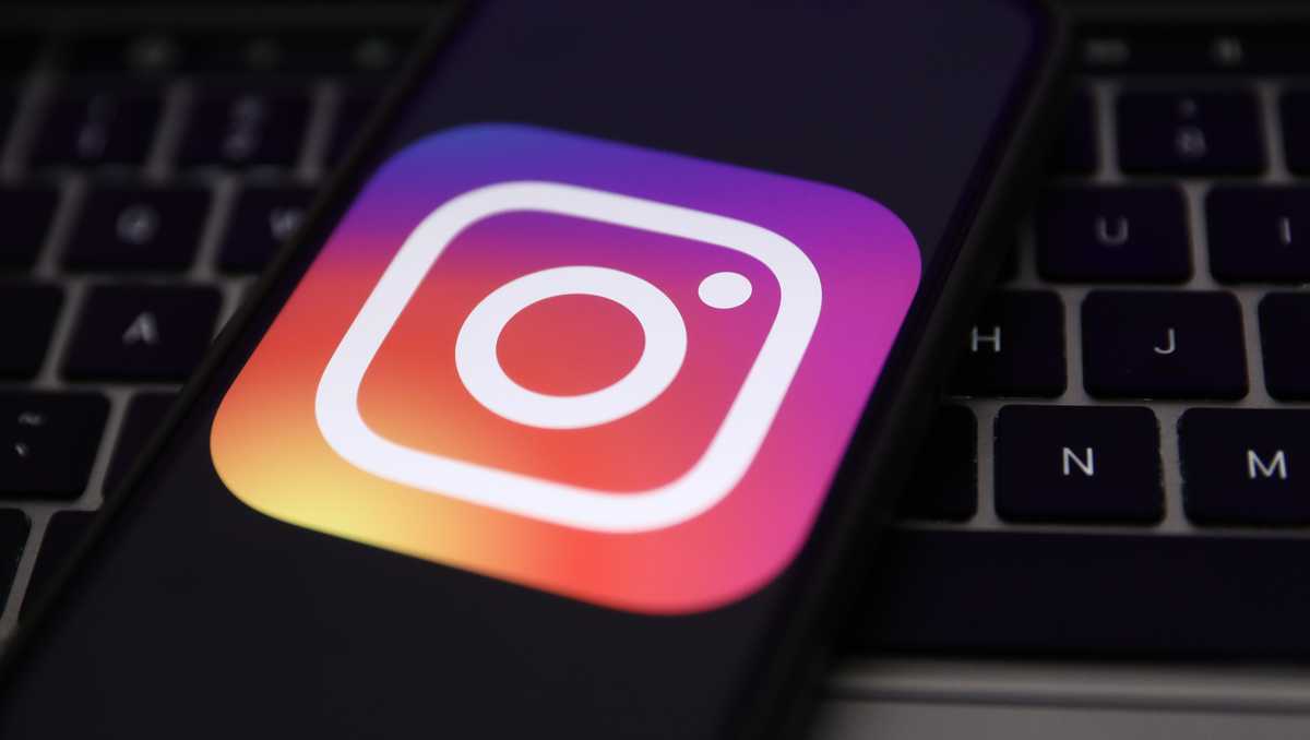 Instagram makes teen accounts private as pressure mounts [Video]