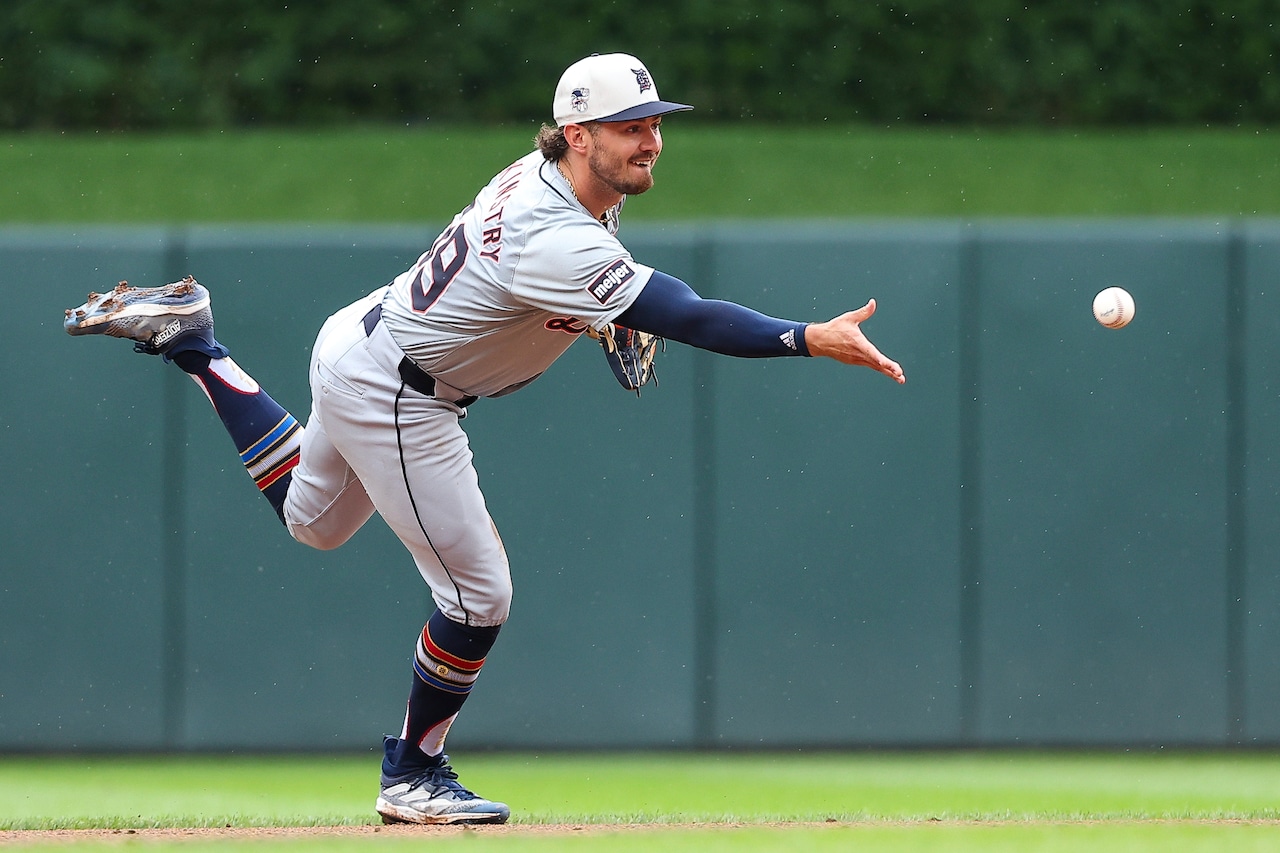 How to watch Tigers vs. Reds Friday Night Baseball free on Apple TV+ [Video]