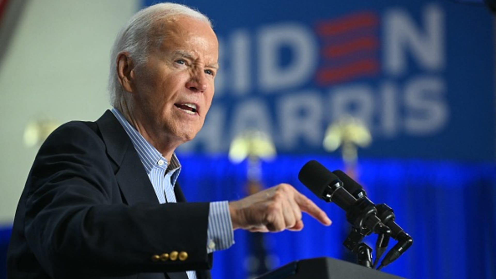 Biden defends mental health, vows to stay in race against Trump [Video]